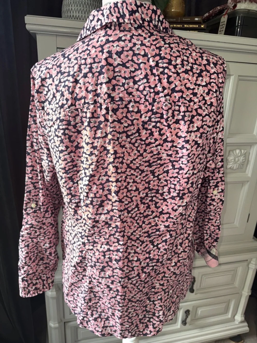 Talbots Women’s Petite Long Sleeve Pink Floral Button-Up Shirt Size 16WP - Picture 7 of 11